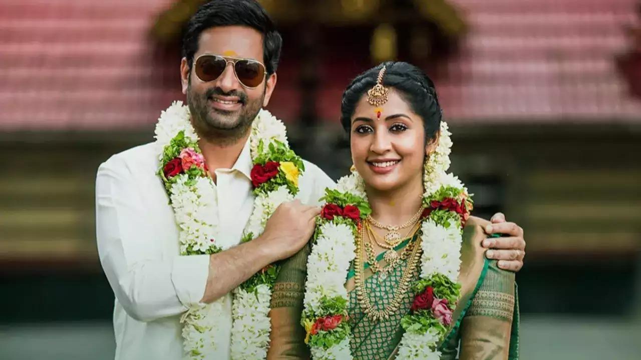 Janaki Jaane (2023) 
Struggling with panic disorder, Janaki is ecstatic when Unni Mukundan proposes to her. Janaki's journey of overcoming her fears when she lands in serious trouble is nothing short of inspirational. The film is available on Disney+Hotstar