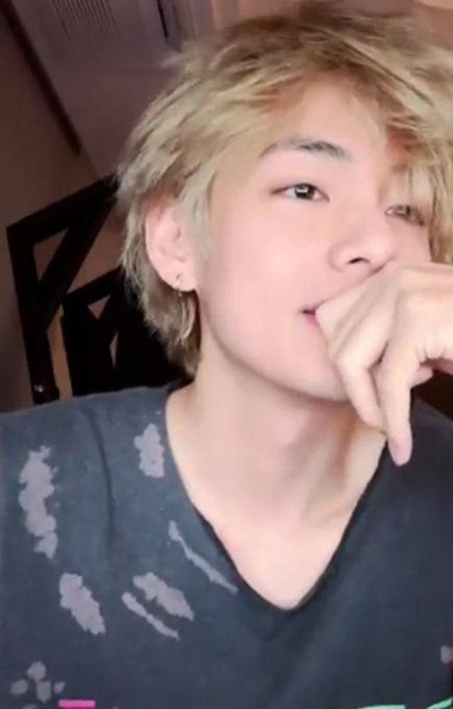 During a live with fans on Monday, BTS`s Taehyung revealed that he had tried nail art for the first time