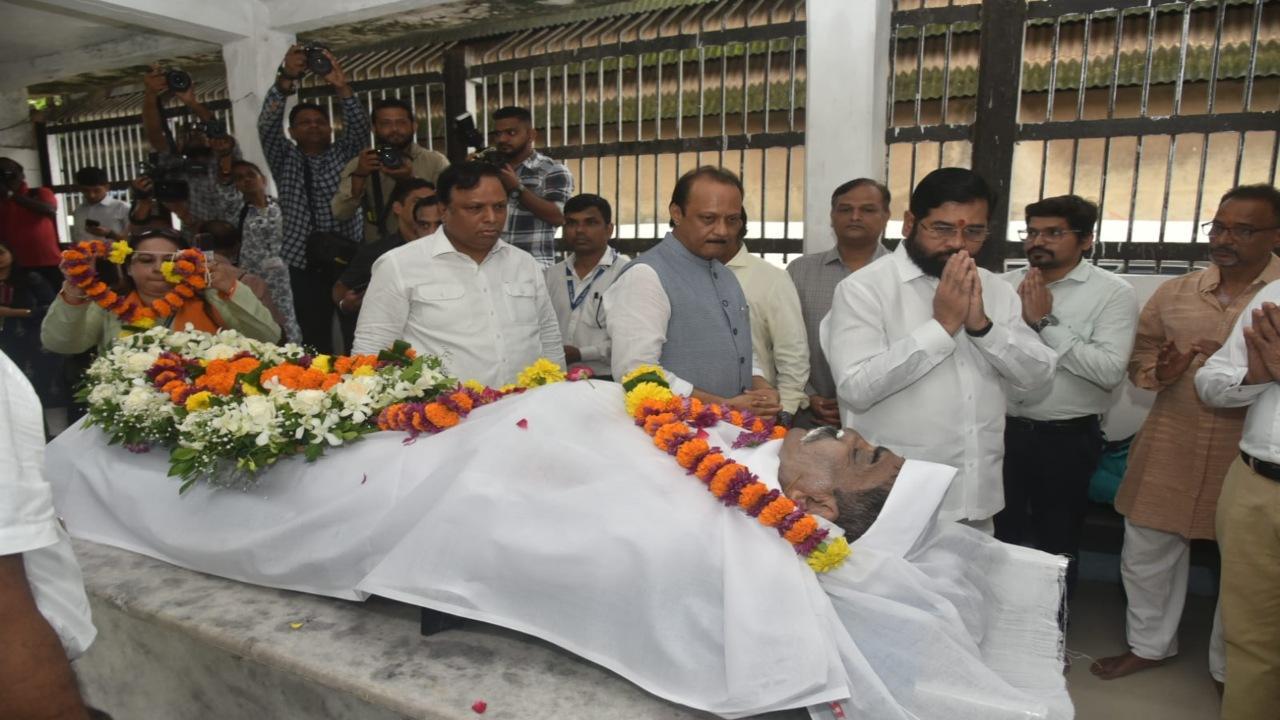 In Photos: CM Eknath Shinde, Dy CM Ajit Pawar pay last respects to Nitin Desai