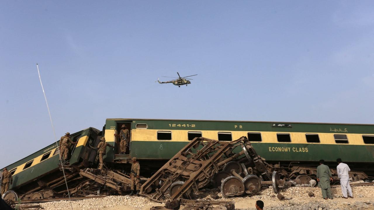 Senior Railway and police officials confirmed the death of 22 passengers in the accident. Federal Railways Minister Saad Rafiq told the media that the number of casualties could rise as some of the injured were in critical after being hospitalised