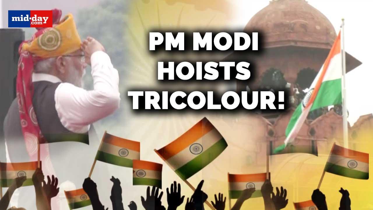 Independence Day 2023: PM Modi hoists tricolour at Red Fort in Delhi