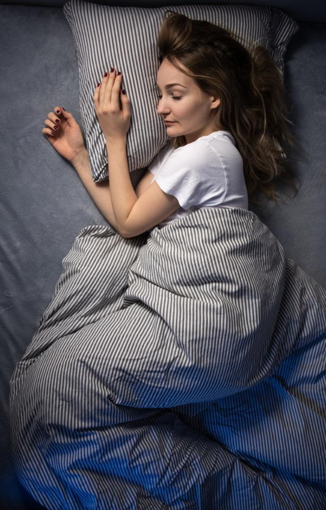 5 reasons behind disturbed sleep cycle