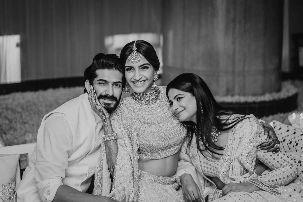 Sonam Kapoor Ahuja posed for pictures with her younger sister Rhea Kapoor and younger brother Harsh Varrdhan Kapoor