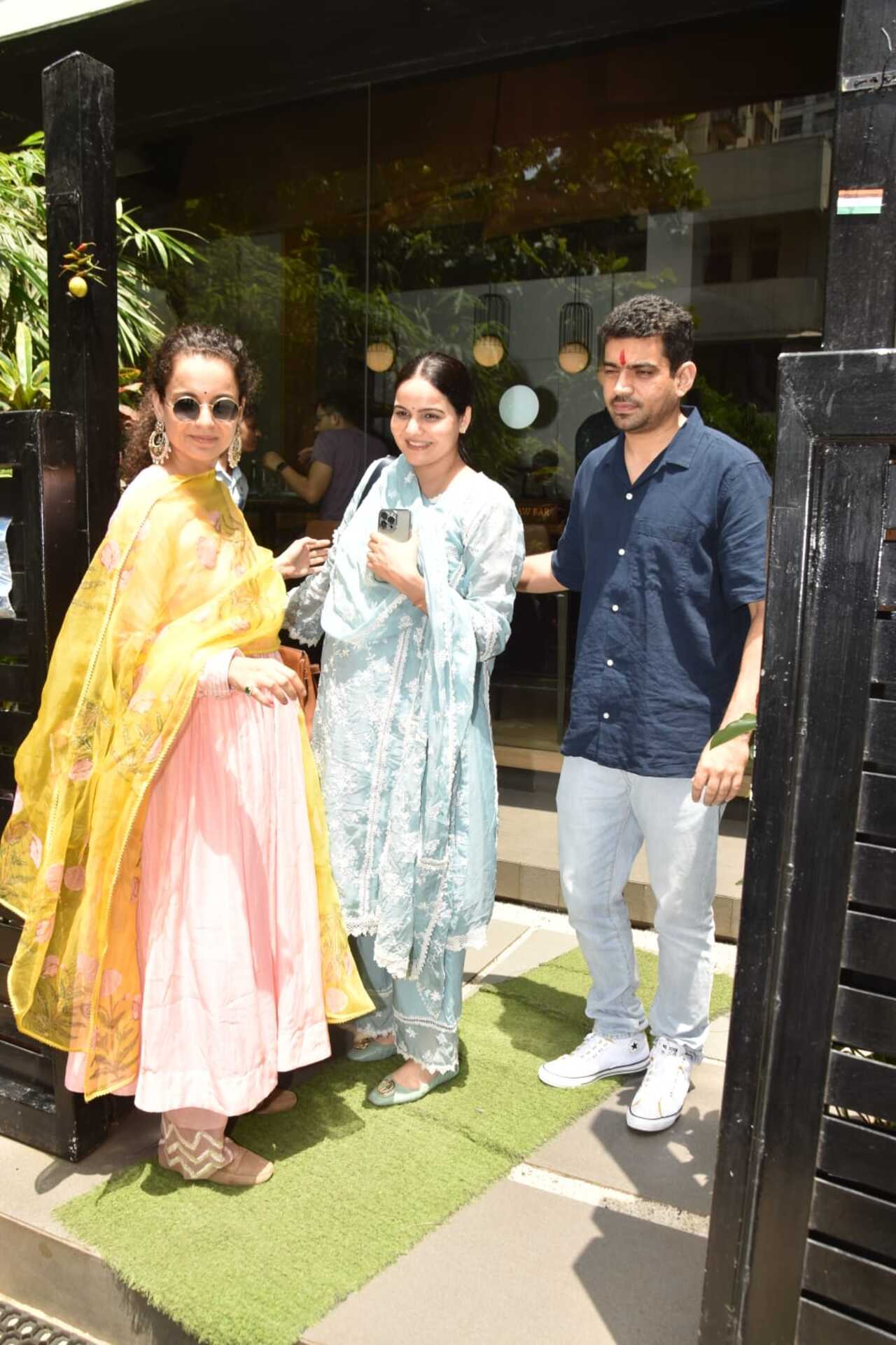 Spotted in the city: Varun Dhawan, Kangana Ranaut and Sara Ali Khan ...