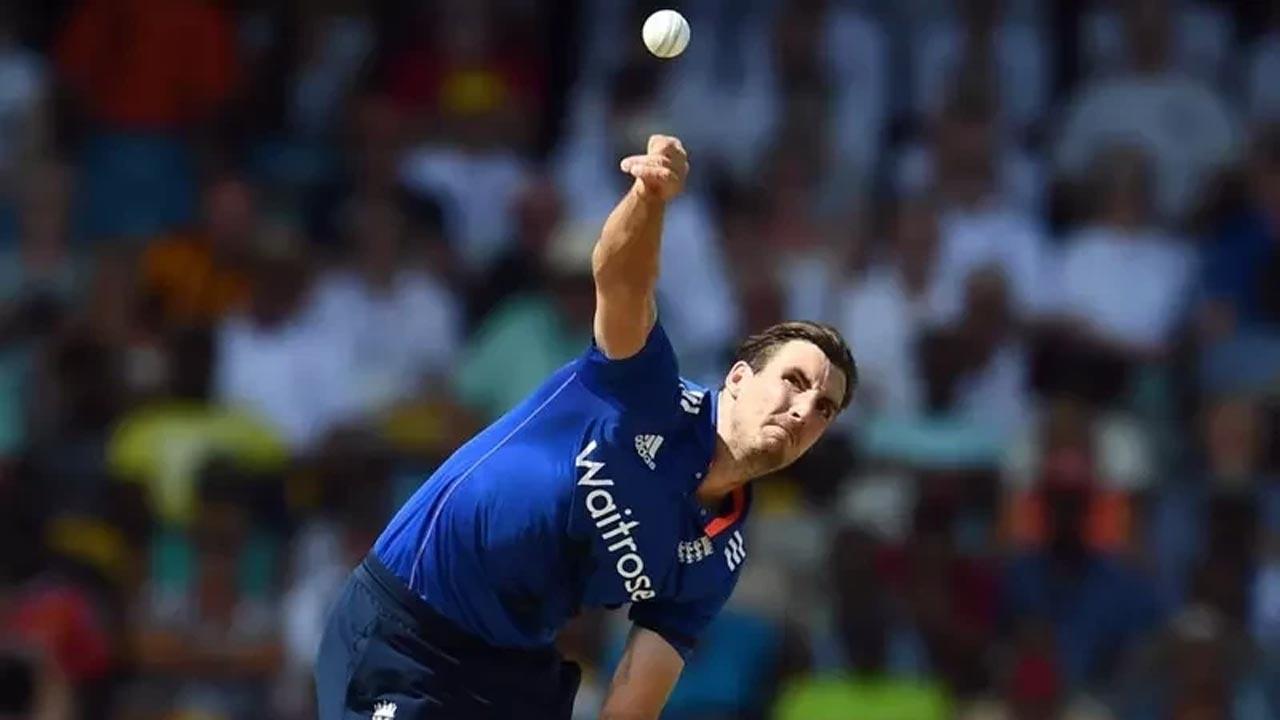 Injuries force England fast bowler Steven Finn to retire from all forms of cricket