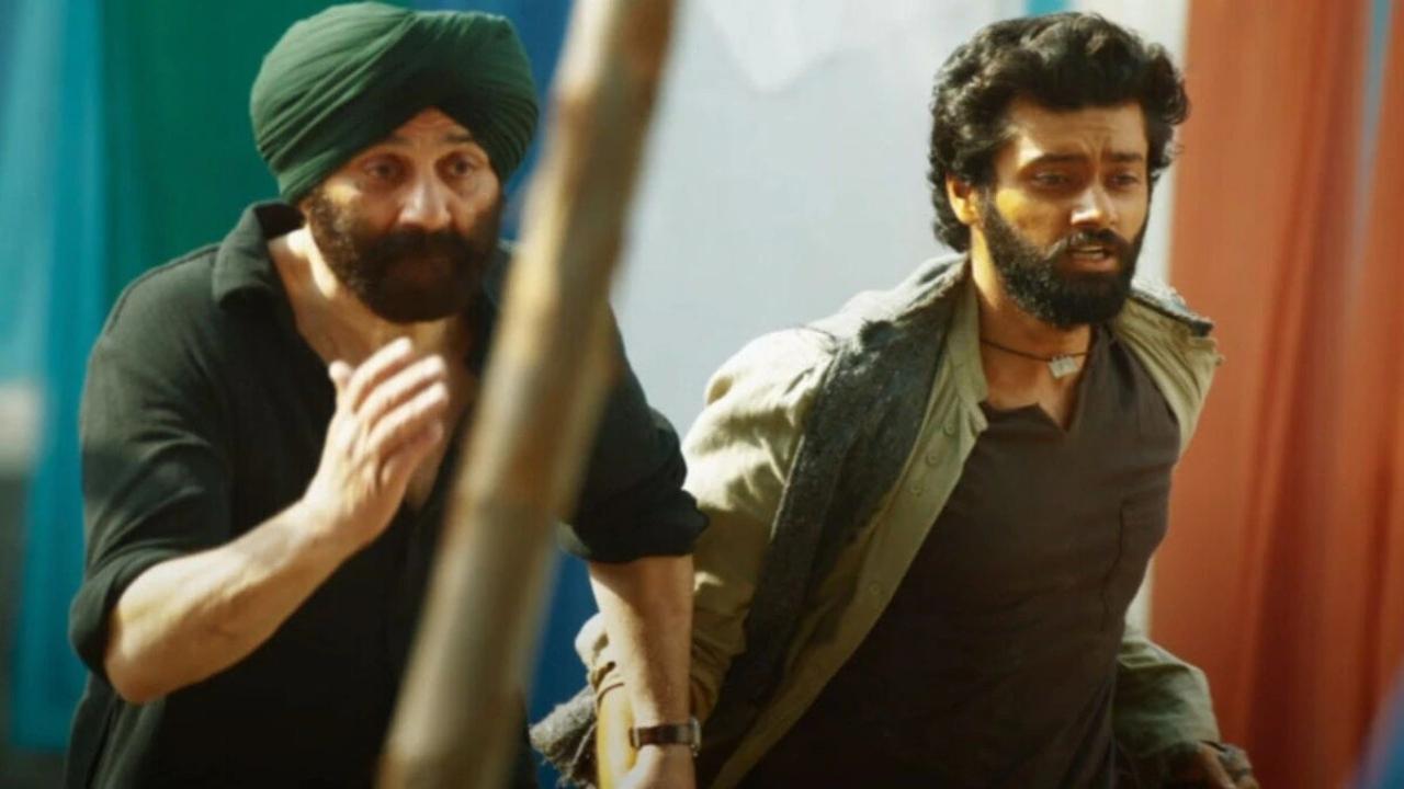 'Gadar 2' vs 'OMG 2' Box Office: Sunny Deol-starrer takes lead in advance by a big margin 