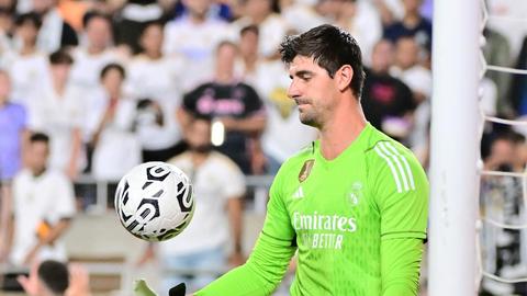 Real Madrid goalkeeper Courtois will need surgery after tearing knee  ligament - The San Diego Union-Tribune