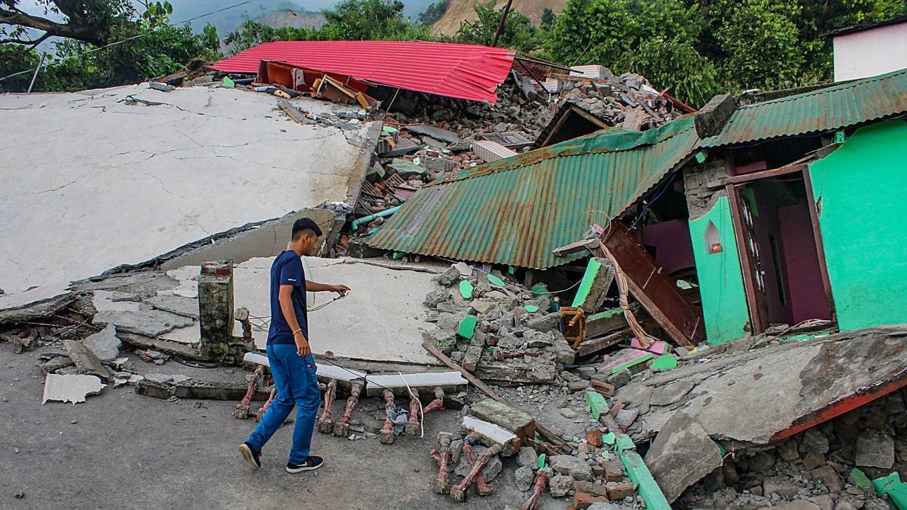 IN PHOTOS: Subsidence, landslides hit Jakhan village near Dehradun