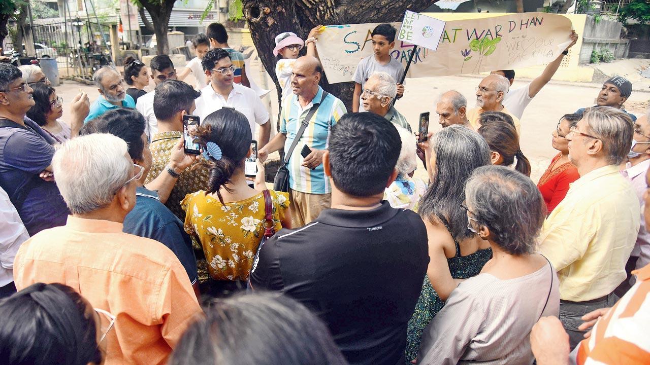 Mumbai: Why is civic body so adamant, fed-up Khar residents ask