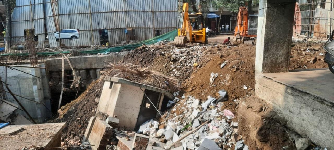 The water tank having storage capacity of 50,000 litres caved as excavation was going on for the plinth of the under-construction building next door, they said