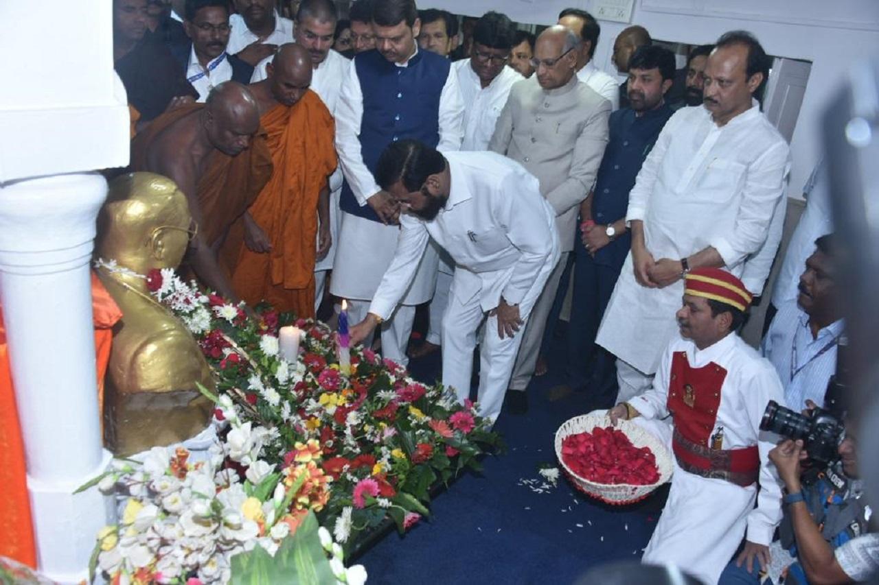 The leaders paid floral tributes to Ambedkar at his memorial 'Chaityabhoomi' at the Shivaji Park in Dadar area of Mumbai