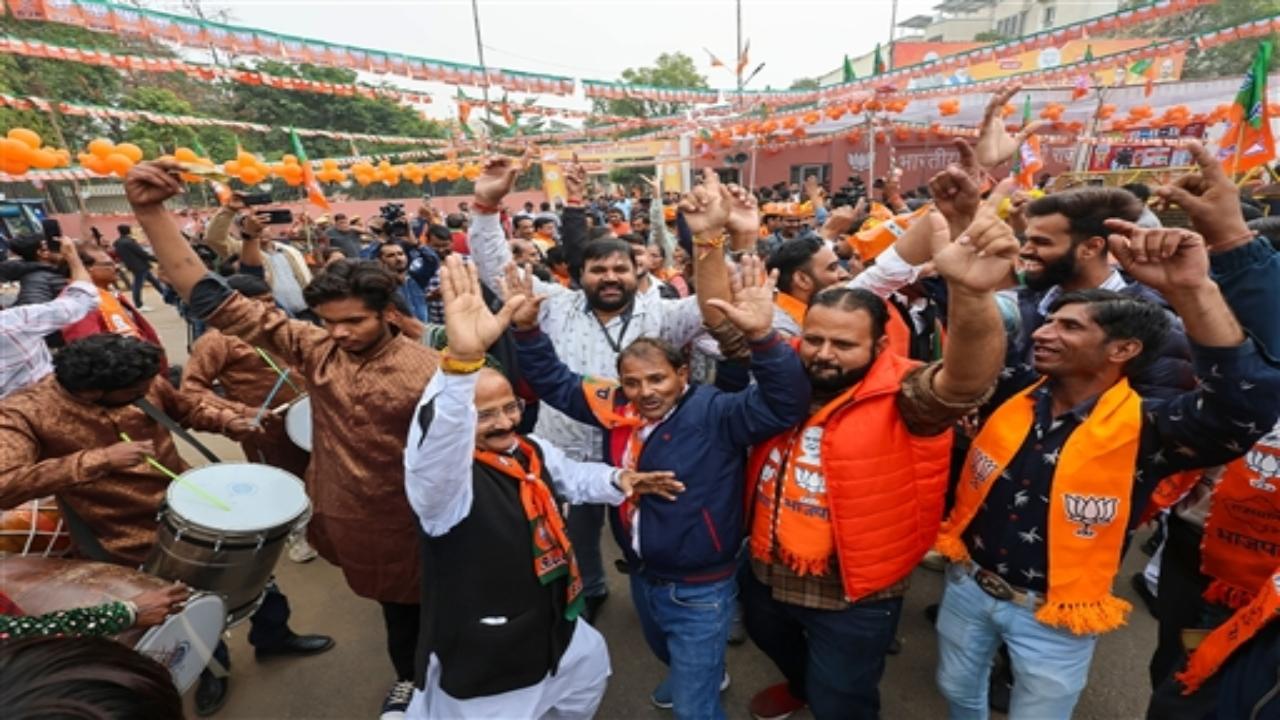 In Madhya Pradesh, the party seemed set for another term in power in Madhya Pradesh with leads in 161 seats and the Congress trailing far behind at 66 in the 230-member assembly. 