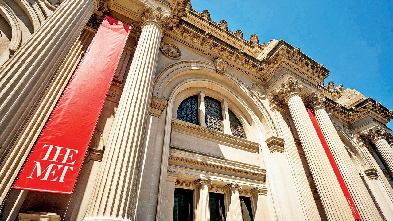 New York's Met to return 14 stolen Cambodian artefacts