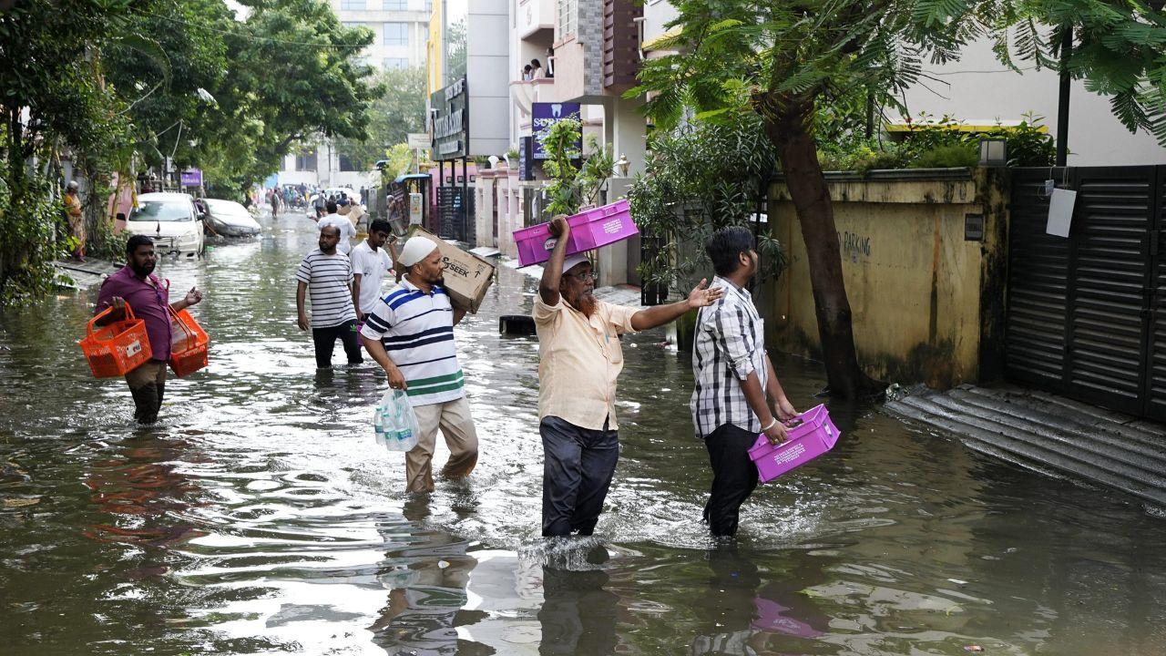 The government has accelerated relief operations, focusing on draining stagnant water from affected areas within the city. Efforts to alleviate the inundation challenges are underway across different locations.