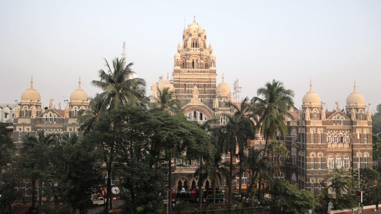 WR plans grand celebration to observe 125 years of Churchgate HQs' construction