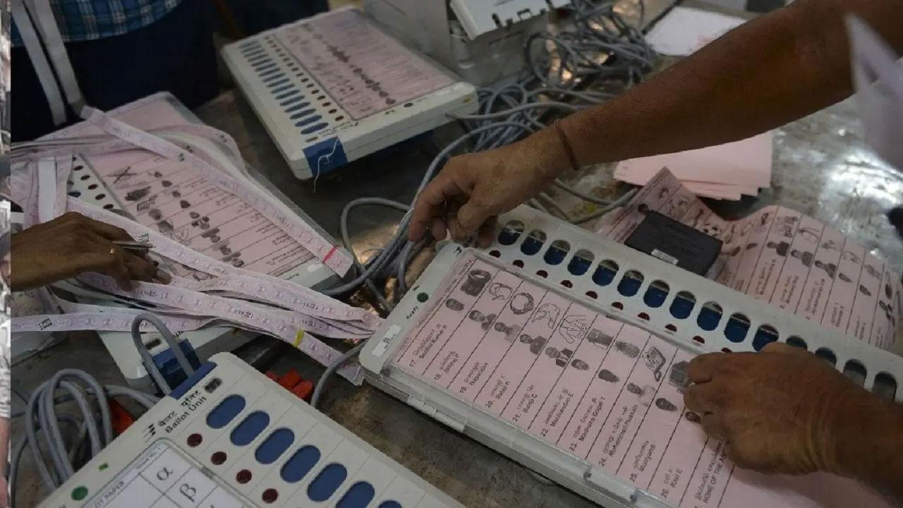 Chhattisgarh Assembly polls: BJP vote share zooms to 46.27 pc, Congress trails at 42.23 pc