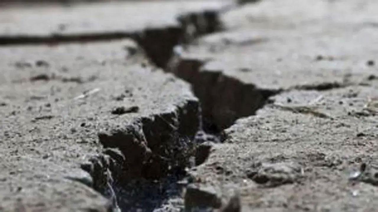 Earthquake of magnitude 6.8 jolts Philippines