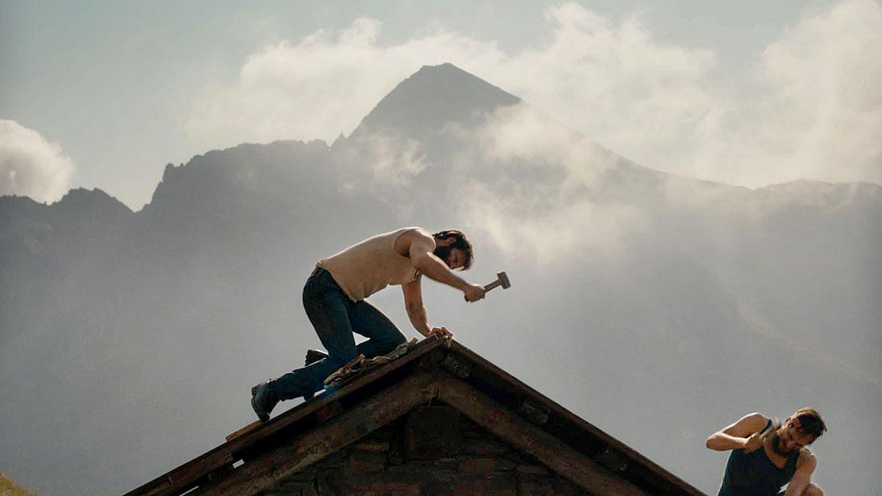 A still from Trazos de piel
