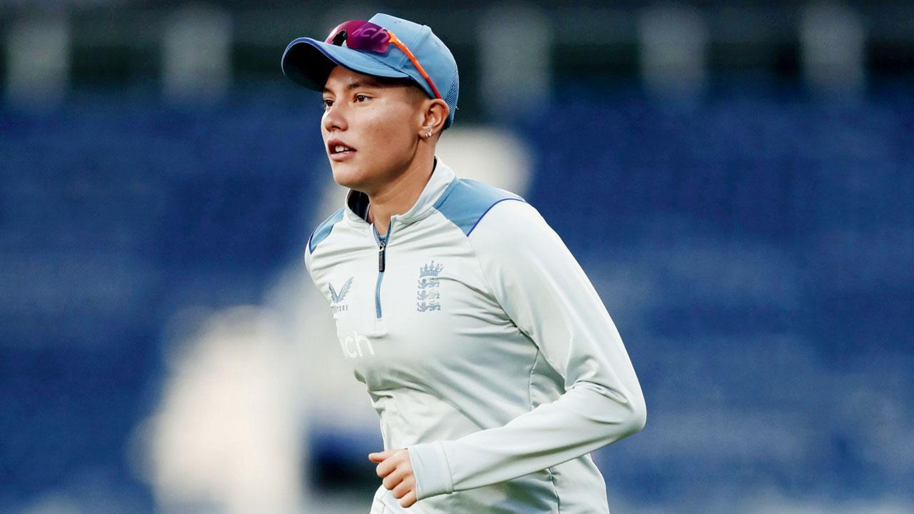 Issy pickings! Wong helps Eng ‘A’ clinch series versus Ind ‘A’