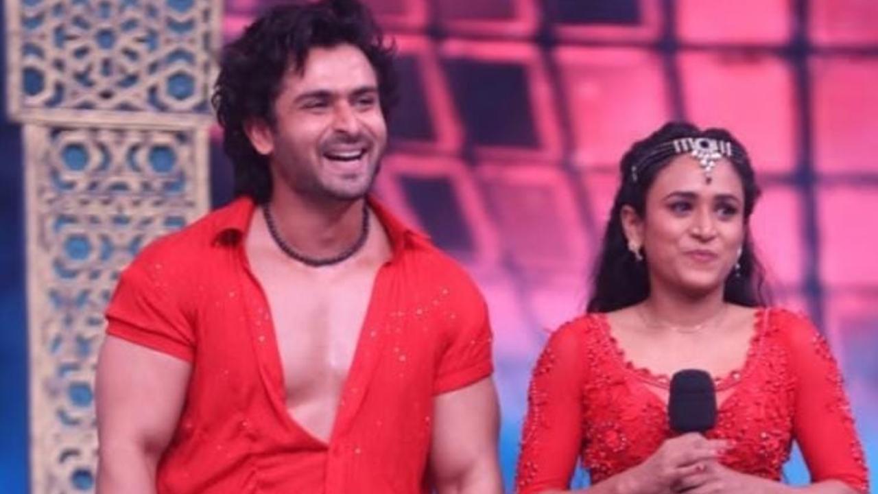 Shoaib Ibrahim's dance version of 'Lahu Munh Lag gaya' leaves Malaika Arora in awe