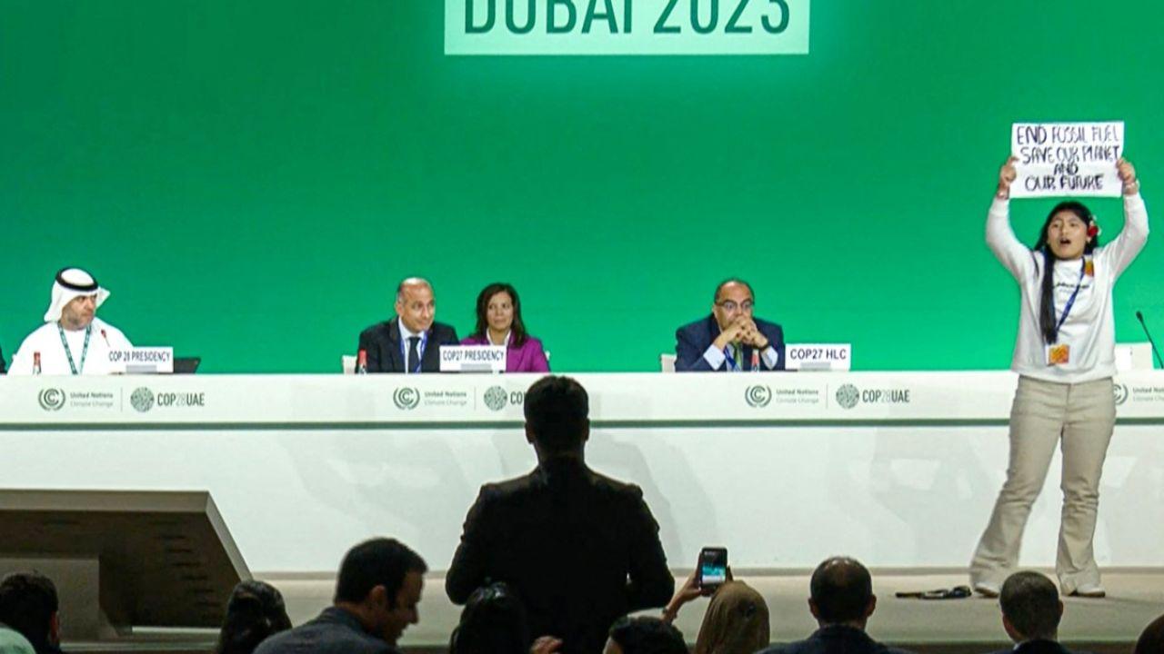 The incident further accentuated the ongoing global debate on phasing out fossil fuels at COP28, where representatives from nearly 200 countries are actively engaged in resolving this critical issue.