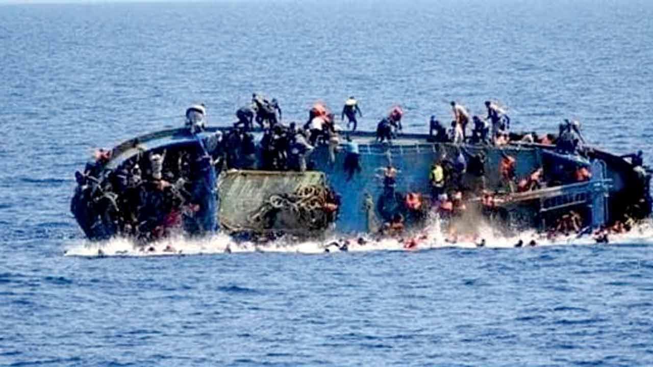 Sixty one migrants drown in shipwreck off Libya coast
