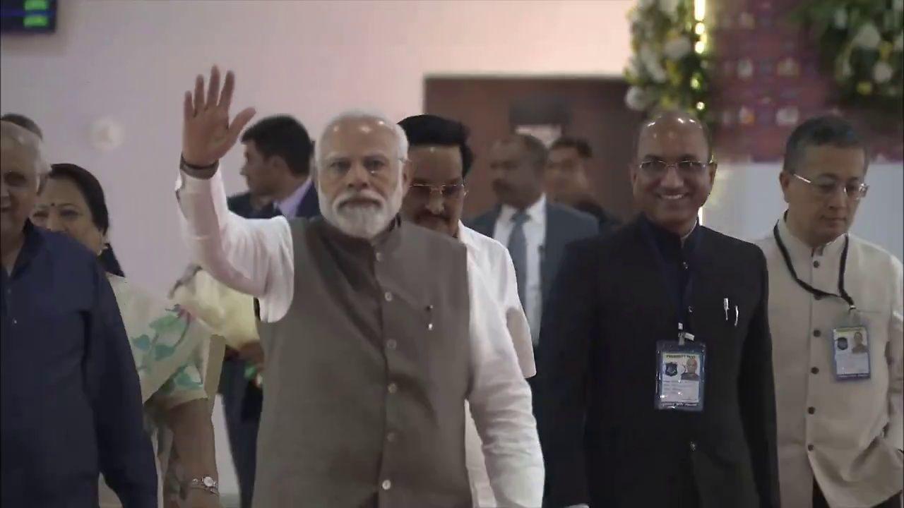 During his visit, PM Modi also unveiled the new integrated terminal at Surat's international airport, emphasizing the city's growing prominence as a hub for economic development and infrastructural advancements.