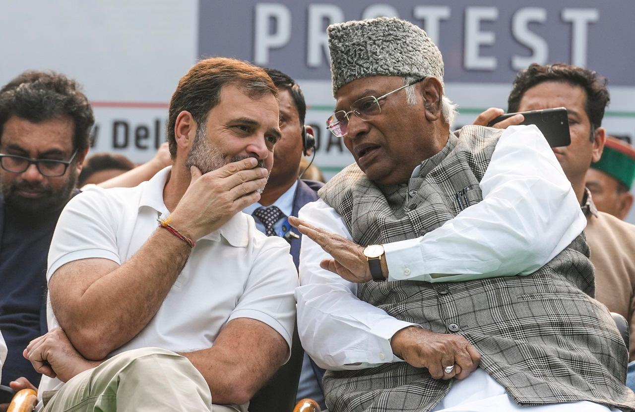 <p>Addressing the gathering, Kharge said the leaders of INDIA parties have come together as democracy is under threat under the BJP government. "When all unite, Narendra Modi won`t be able to do anything... The more you try to crush us, the more we will rise. We are fighting unitedly to save the country and democracy," he said</p>