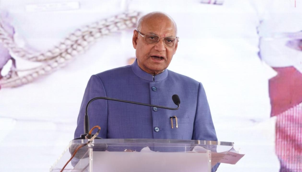 Maha Guv suggests changing school timings so that children get enough sleep