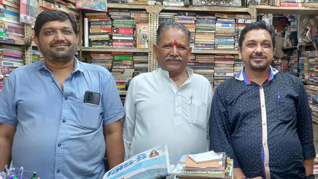 Over the years, Ramji's sons Ramesh and Jigar joined him in the business. Situated off Irla bridge towards Andheri, the bookshop has over 15,000 books of different kinds that people can choose from. Today, people can take the books for as cheap as Rs 100, and that goes up to Rs 500, but they also exchange books and give them at cheaper prices.