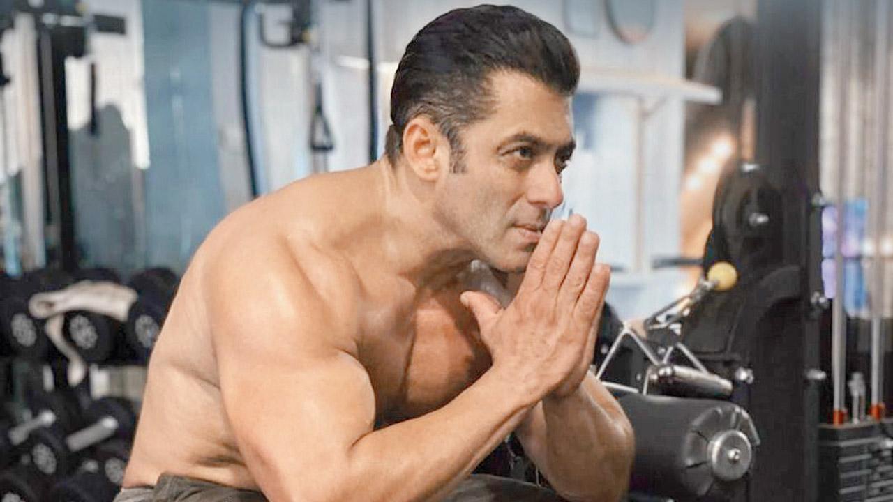 Salman Khan trains like a jawan