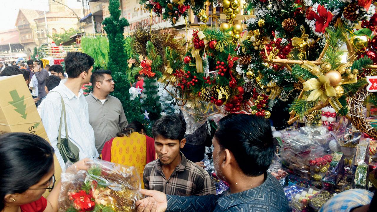 Festive décor at a store in Crawford Market. Pics/Atul Kamble