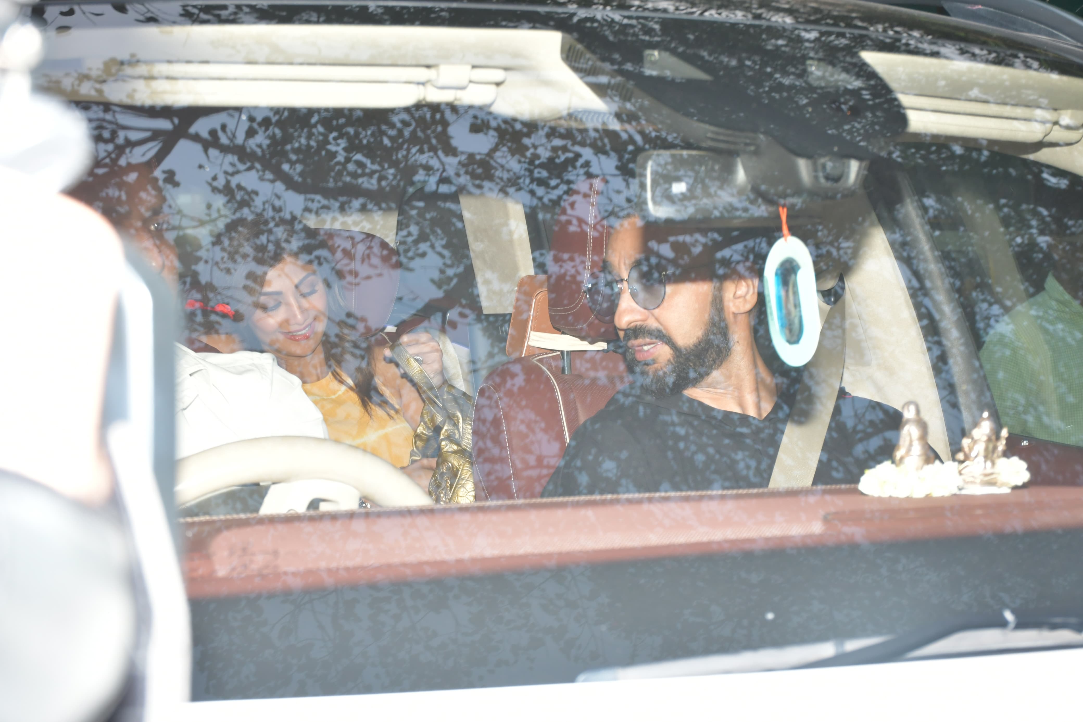 Raj Kundra and Shilpa Shetty were spotted leaving in their car