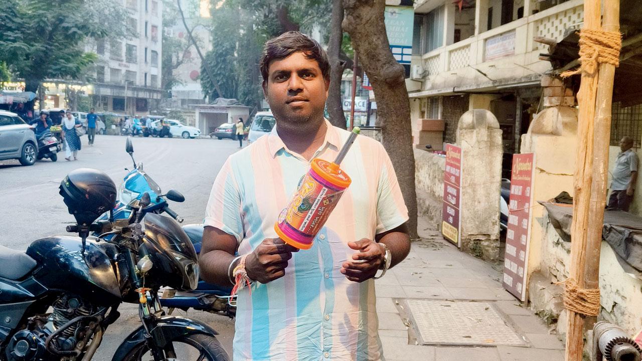 mid-day’s Shirish Vaktania with glass-coated surti manja obtained from Malad. Pics/Rajesh Gupta