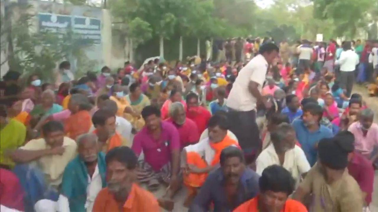 Tamil Nadu: People hold protest after ammonia gas leak detected in sub-sea pipe
