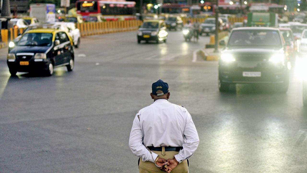 Mumbai: Assaults on on-duty traffic policemen reports surge in 2023