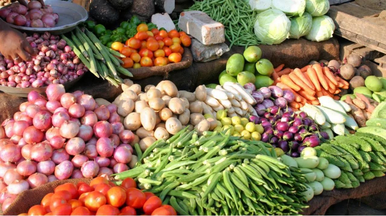 WPI inflation spikes to 8-month high of 0.26 pc in Nov on costlier veggies