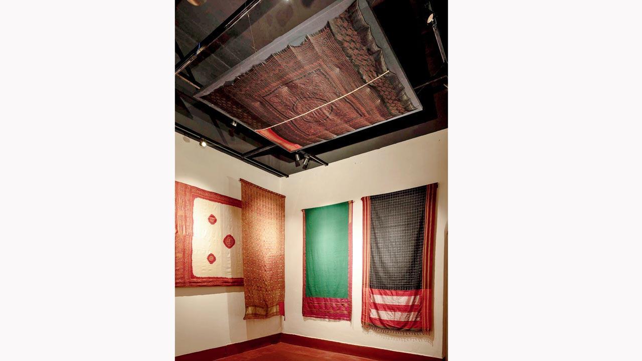 What drapes India