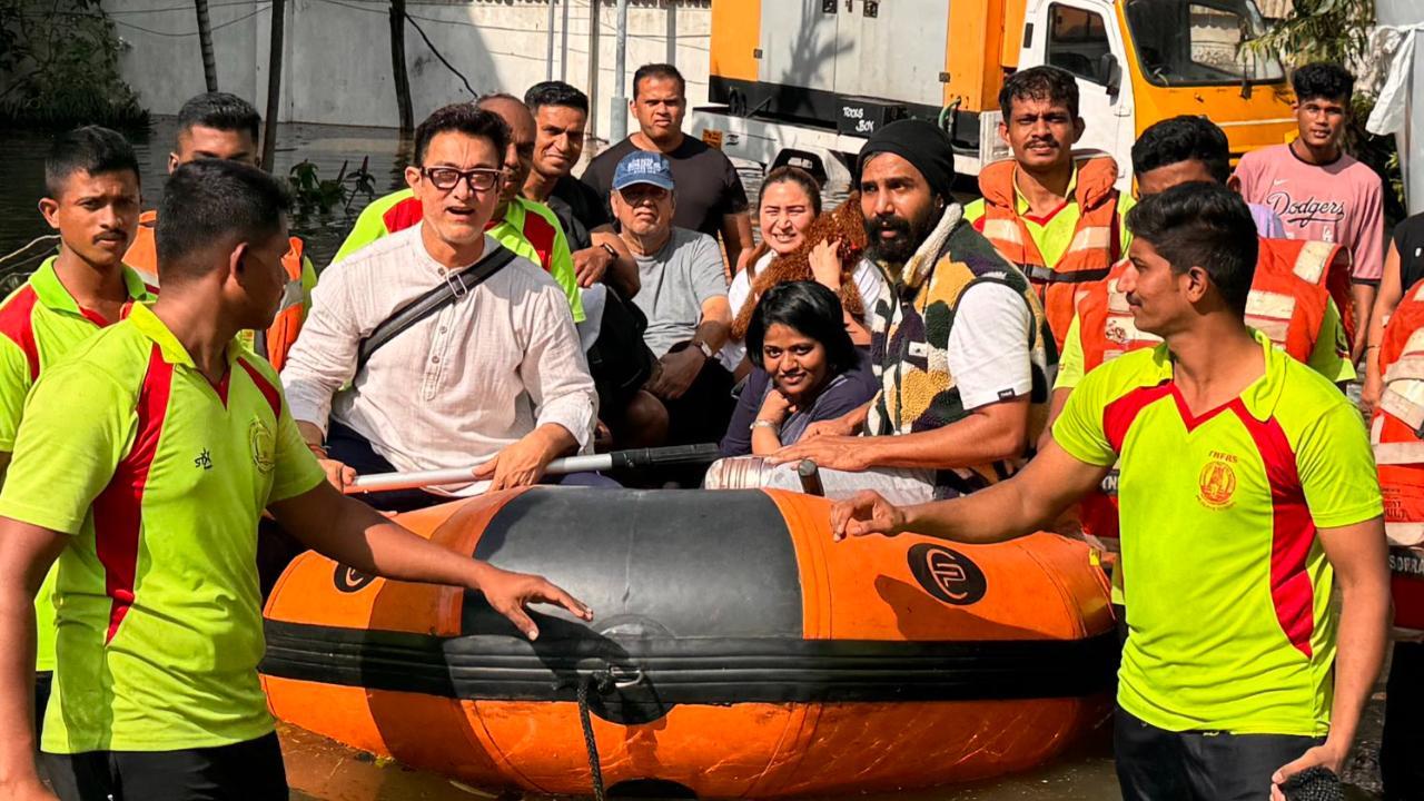Aamir Khan rescued from Chennai floods, pics go viral of the actor in rescue boat with Vishnu Vishal