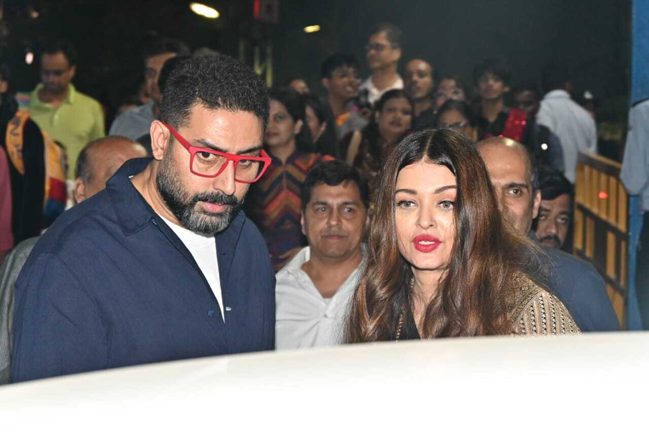 Abhishek and Aishwarya Rai Bachchan were seen together on Friday evening. They made an appearance together on the same day when there were rumours of them heading for divorce. They quashed all rumours with their joint appearance