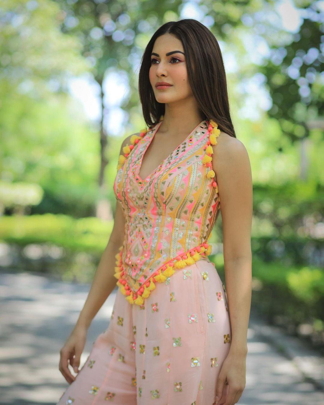 Working across various film industries, Amyra Dastur's unique style and striking looks have made her a notable figure that have earned heart eyes