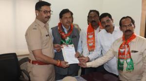 Mumbai BJP leaders file police complaint against Kalyan Banerjee, Rahul Gandhi