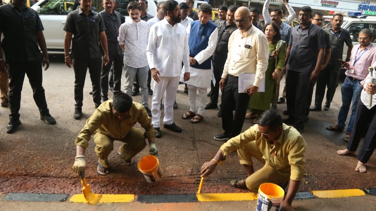Modern equipment, including suction machines, air purifiers, and mist machines, complement the efforts of sanitation workers and administrative departments in the drive