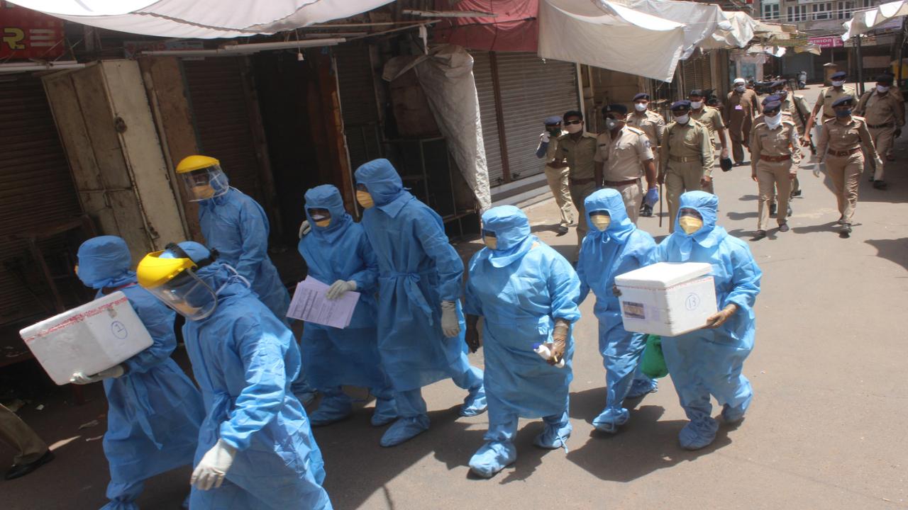 States were asked to ensure active participation of all public and private health facilities in the drill being conducted by the Union Health Ministry, to take stock of their preparedness and response capacities. States were also asked to promote community awareness to seek their continued support in managing COVID-19, including adherence to respiratory hygiene.