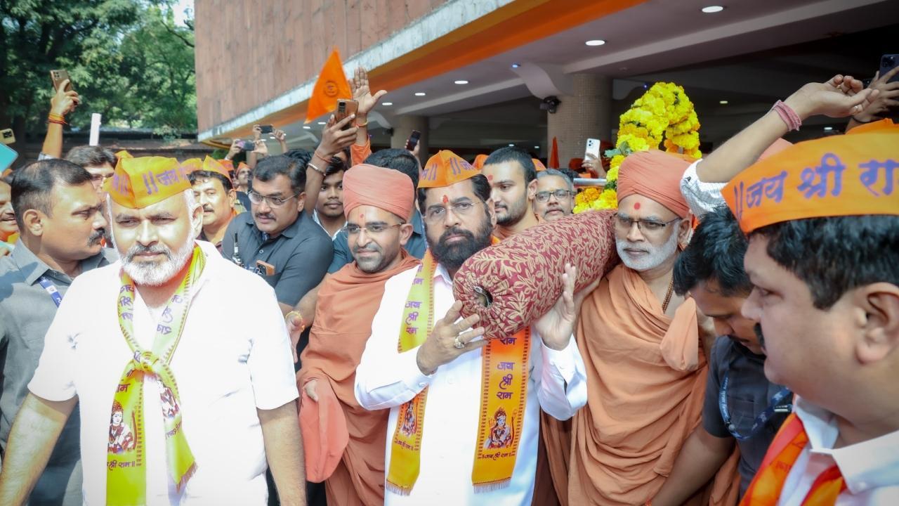 Ram Temple inauguration: Maharashtra CM Eknath Shinde takes part in 'kalash yatra'; hails PM, Yogi