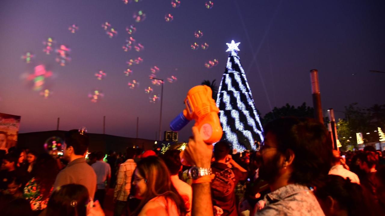 The city can be witnessed all decked up for Christmas