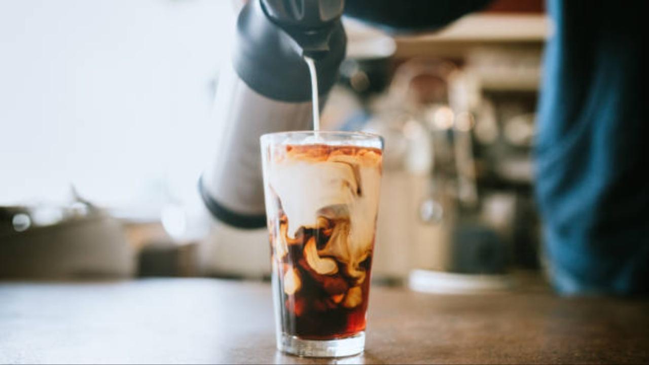 Classic Cold Coffee: Brew a shot of espresso. Blend it with ice, ice cream and milk. Pour into a glass, and enjoy. Optionally, mix in flavours and sauces according to your taste preferences.