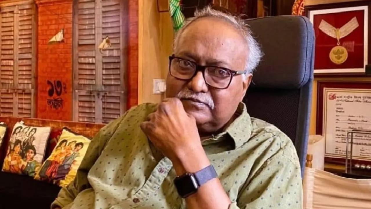 Pradeep Sarkar (1955-2023)
Renowned Bollywood director and writer Pradeep Sarkar passed away at the age of 67. The ace filmmaker breathed his last on March 24 around 3:30 AM. According to media reports, Sarkar was on dialysis and his potassium levels had dropped severely. 
Pradeep Sarkar made his directorial debut in 2005 with 'Parineeta', which starred Vidya Balan, Saif Ali Khan and Sanjay Dutt in lead roles. The romantic drama, 'Parineeta' which marked Vidya Balan's debut in Bollywood is still touted as one of the best works of Sarkar's.  Besides 'Parineeta', Sarkar is also best known for directing women-centric movies like, 'Laga Chunri Mein Daag', 'Mardaani', and 'Helicopter Eela'. 