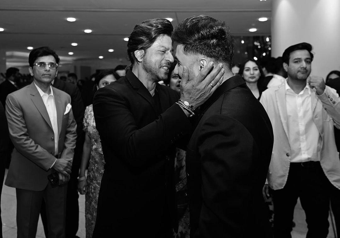 Shah Rukh Khan shared a sweet moment with Emmy winner Vir Das at 'The Archies' premiere last night
