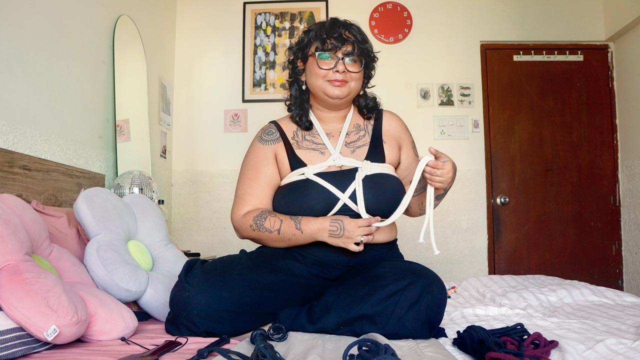 Amiya , Shibari Practitioner